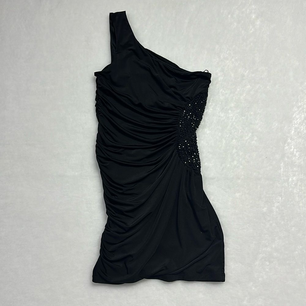 Arden B Fitted black dress with side stones one shoulder Sz M